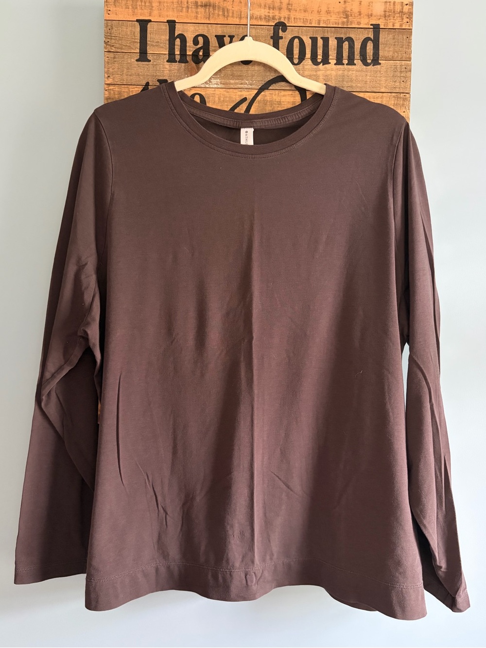Athleta Outbound Top Long-Sleeve Crew Tee Chocolate Brown size 1X Women